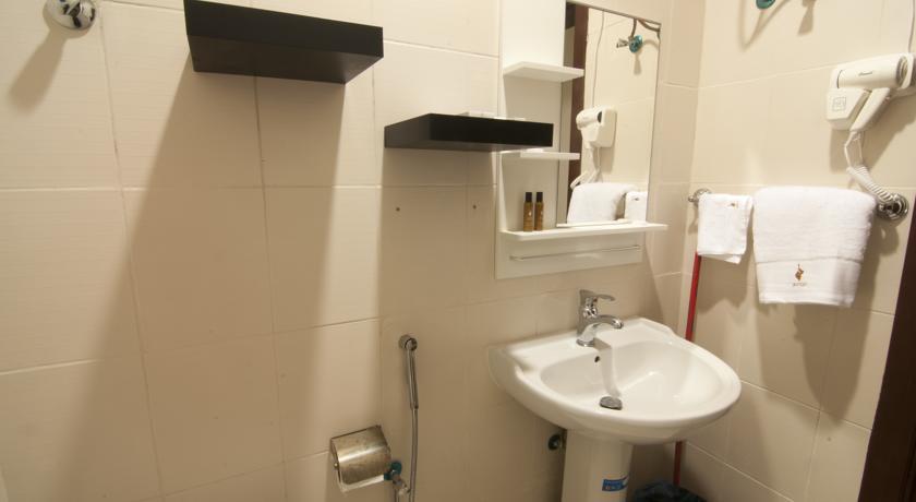 Terhal Hotel Suites 哈伊勒 客房 照片