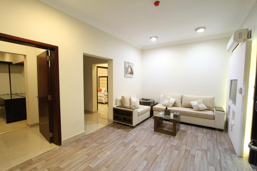 Terhal Hotel Suites 哈伊勒 外观 照片